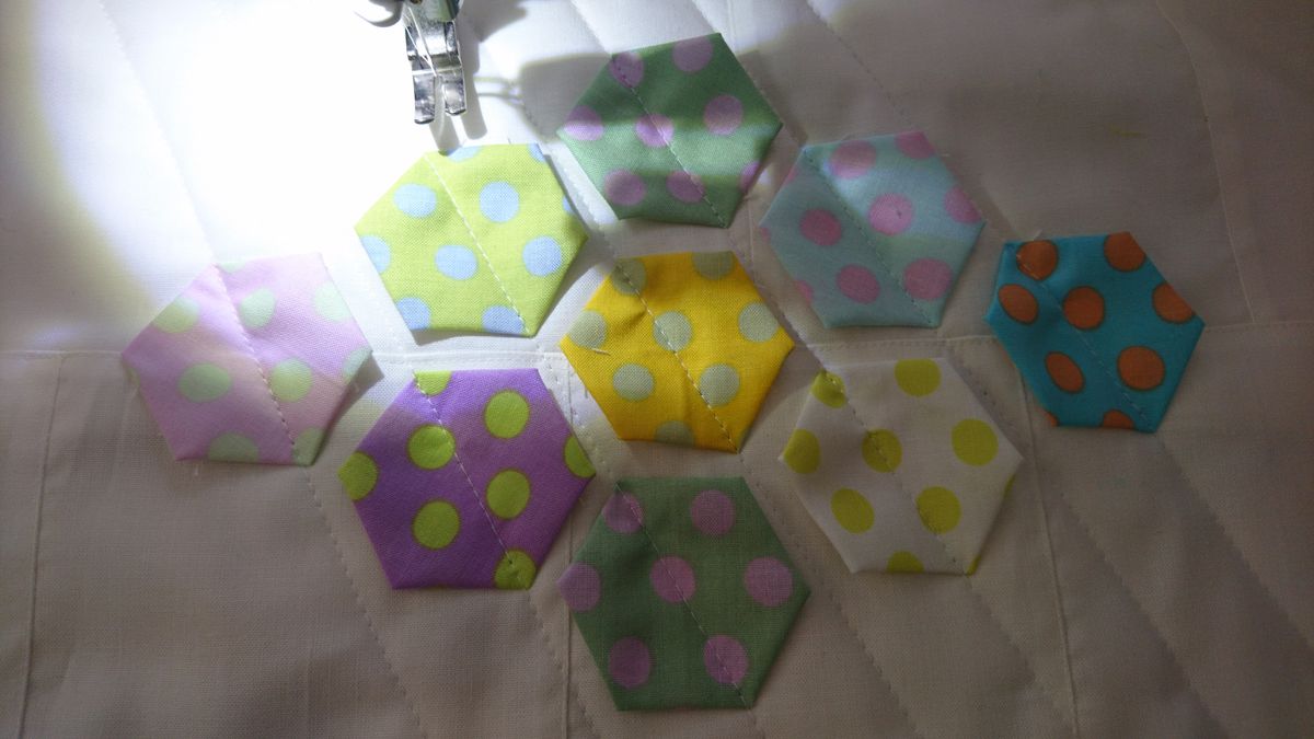 はじめてのEPP　ミシンじゃダメ？　やろうと思えばピーシングもミシンで出来るよ